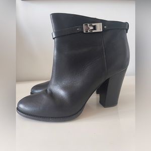 Jimmy Choo Black Matt Leather Ankle Boots Size 39 1/2